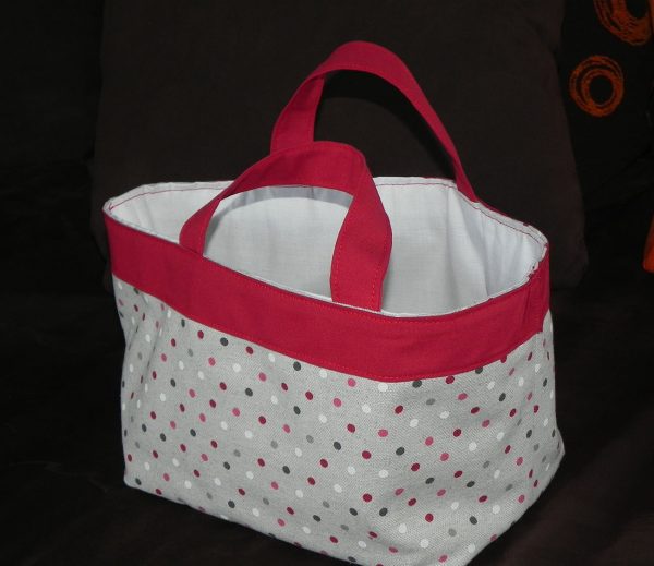 créations, le ptit univers de sylvia, couture, fait main, travail artisanale, sac, trousse, hand made
