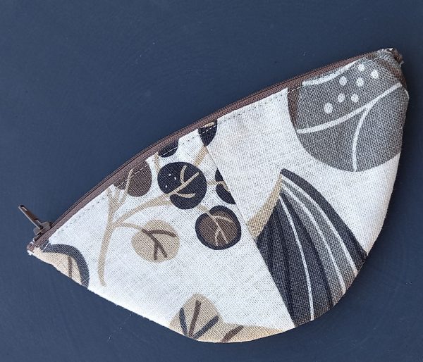 le ptit univers de sylvia, couture, pochette, artisanat, tissu, beige, travail manuel